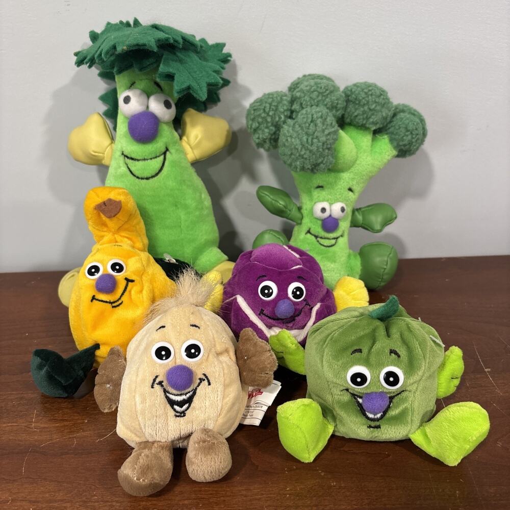 Lot Of 6 Toy Box Creations Vintage Veggie Friends Plush Toys ( Onion Pepper Etc)